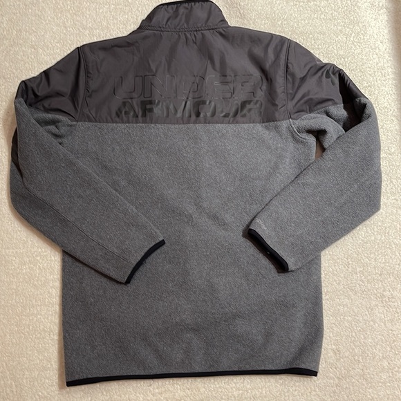 Under Armour Boys Cold Gear Loose Front Zip Jacket Size Youth XL - Picture 2 of 6